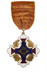 1913